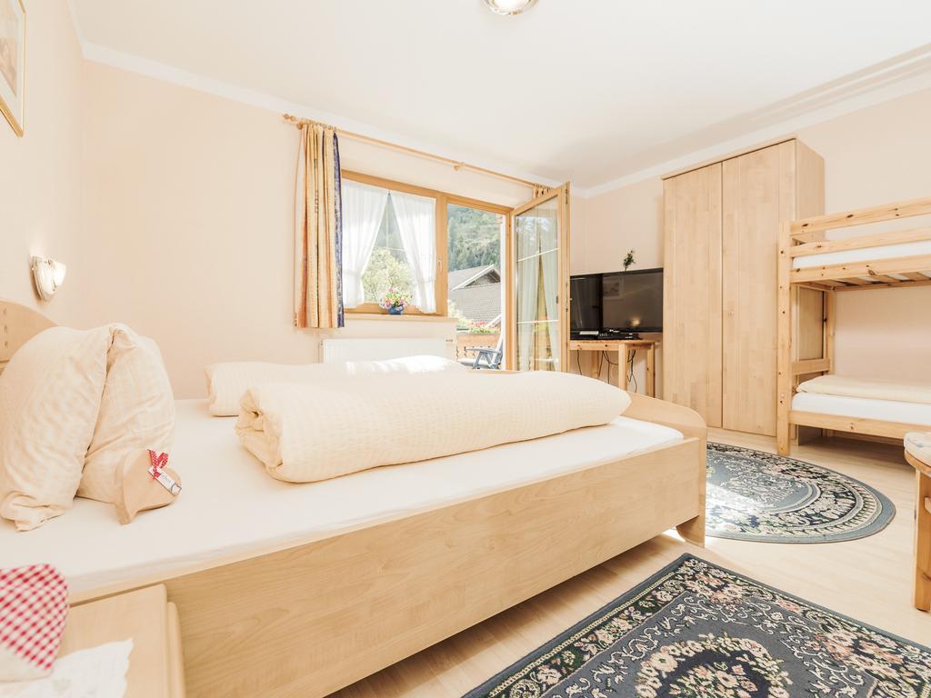 阿帕特克里斯廷酒店 Aschau Im Zillertal 客房 照片
